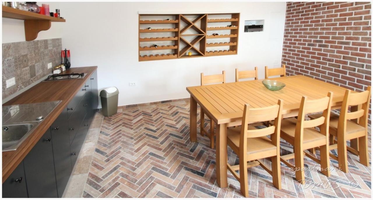 Apartments Tomas Primosten Luaran gambar
