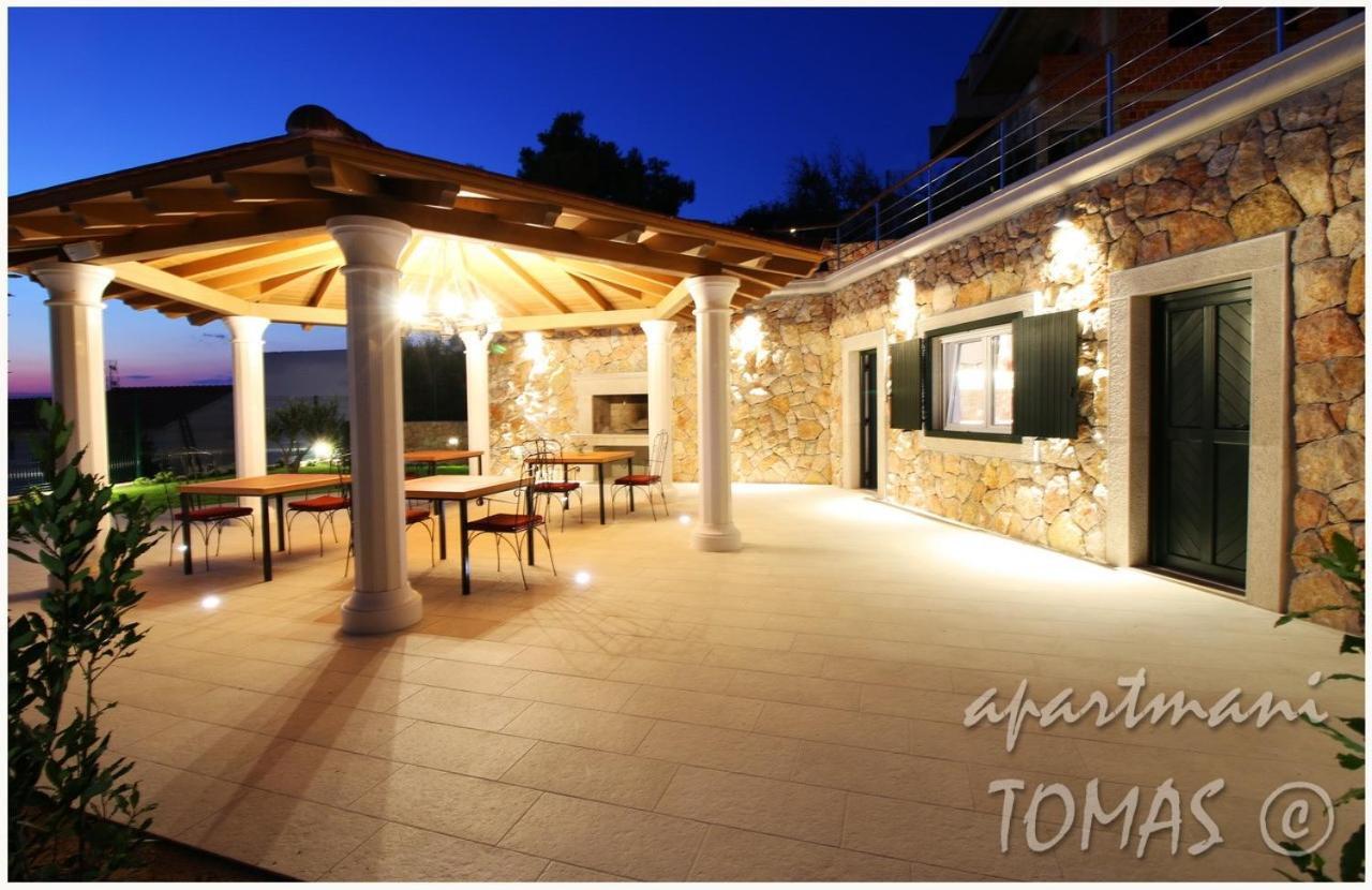 Apartments Tomas Primosten Luaran gambar