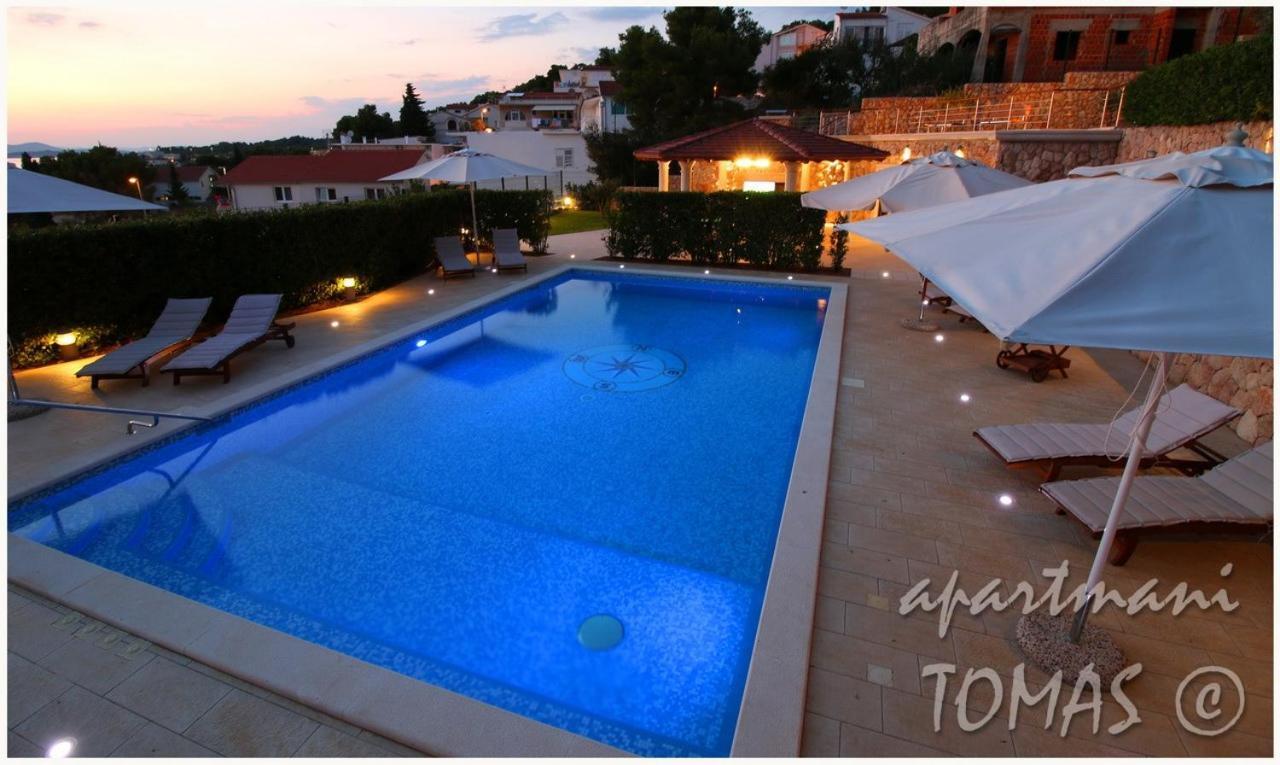 Apartments Tomas Primosten Luaran gambar